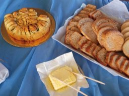 b_1024_768_0_00_images_2023_2024_Swietlica_Dzien_chleba_394647399_792096266051657_5354519635151231314_n